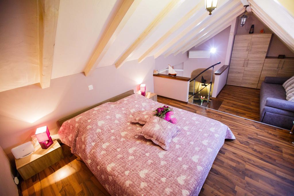 Studio Apartments Bonaca Split Exterior photo