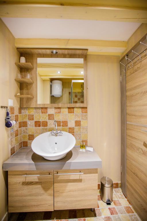 Studio Apartments Bonaca Split Exterior photo