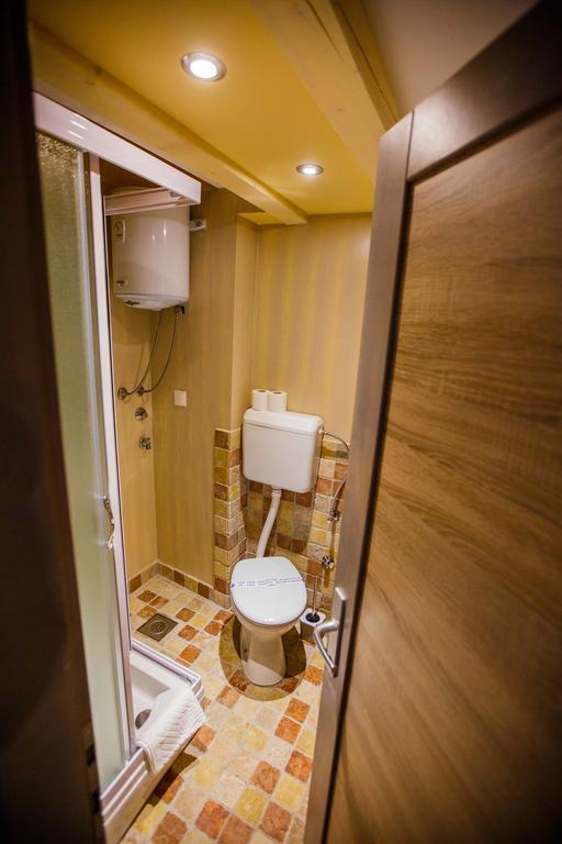 Studio Apartments Bonaca Split Exterior photo