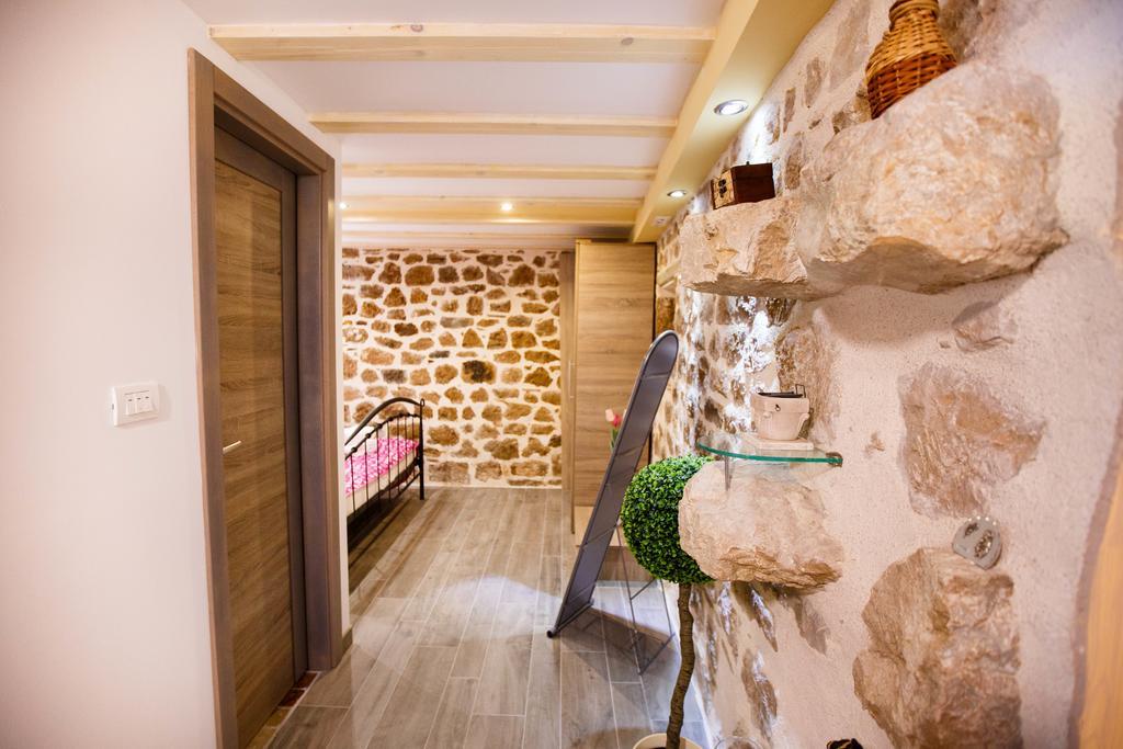 Studio Apartments Bonaca Split Exterior photo