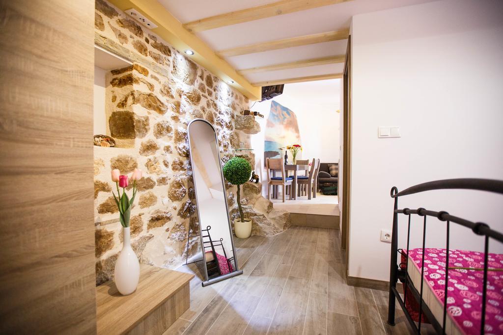 Studio Apartments Bonaca Split Exterior photo