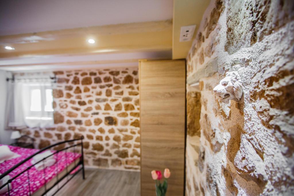 Studio Apartments Bonaca Split Exterior photo
